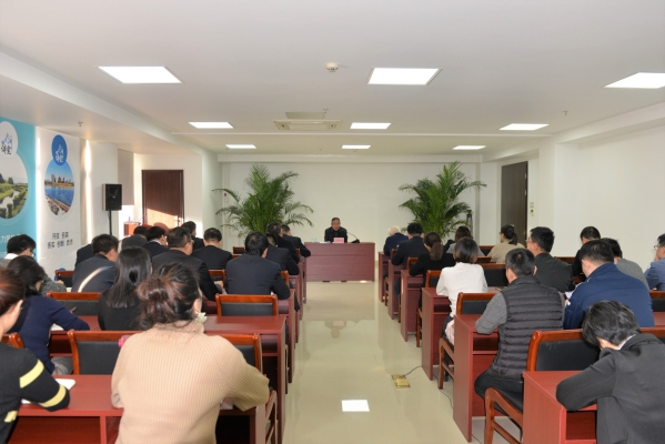 永定河投資公司理論學(xué)習(xí)中心組召開(kāi)會(huì)議 傳達(dá)學(xué)習(xí)市委十二屆十一次全會(huì)精神 永定河投資公司理論學(xué)習(xí)中心組召開(kāi)會(huì)議 傳達(dá)學(xué)習(xí)市委十二屆十一次全會(huì)精神