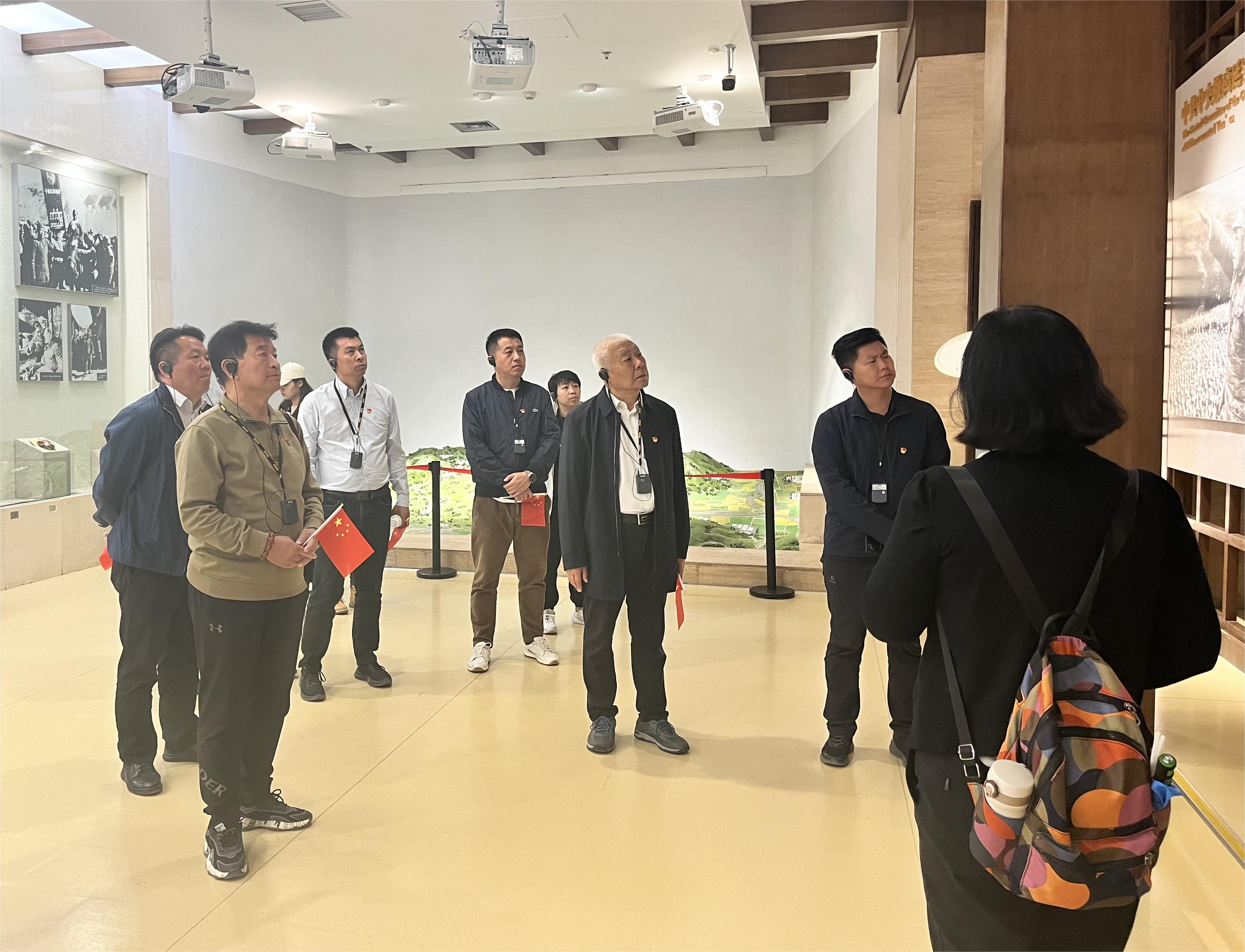 北京地區(qū)聯(lián)合黨支部組織開(kāi)展“初心照亮趕考 牢記永定使命”主題黨日活動(dòng) 北京地區(qū)聯(lián)合黨支部組織開(kāi)展“初心照亮趕考 牢記永定使命”主題黨日活動(dòng)