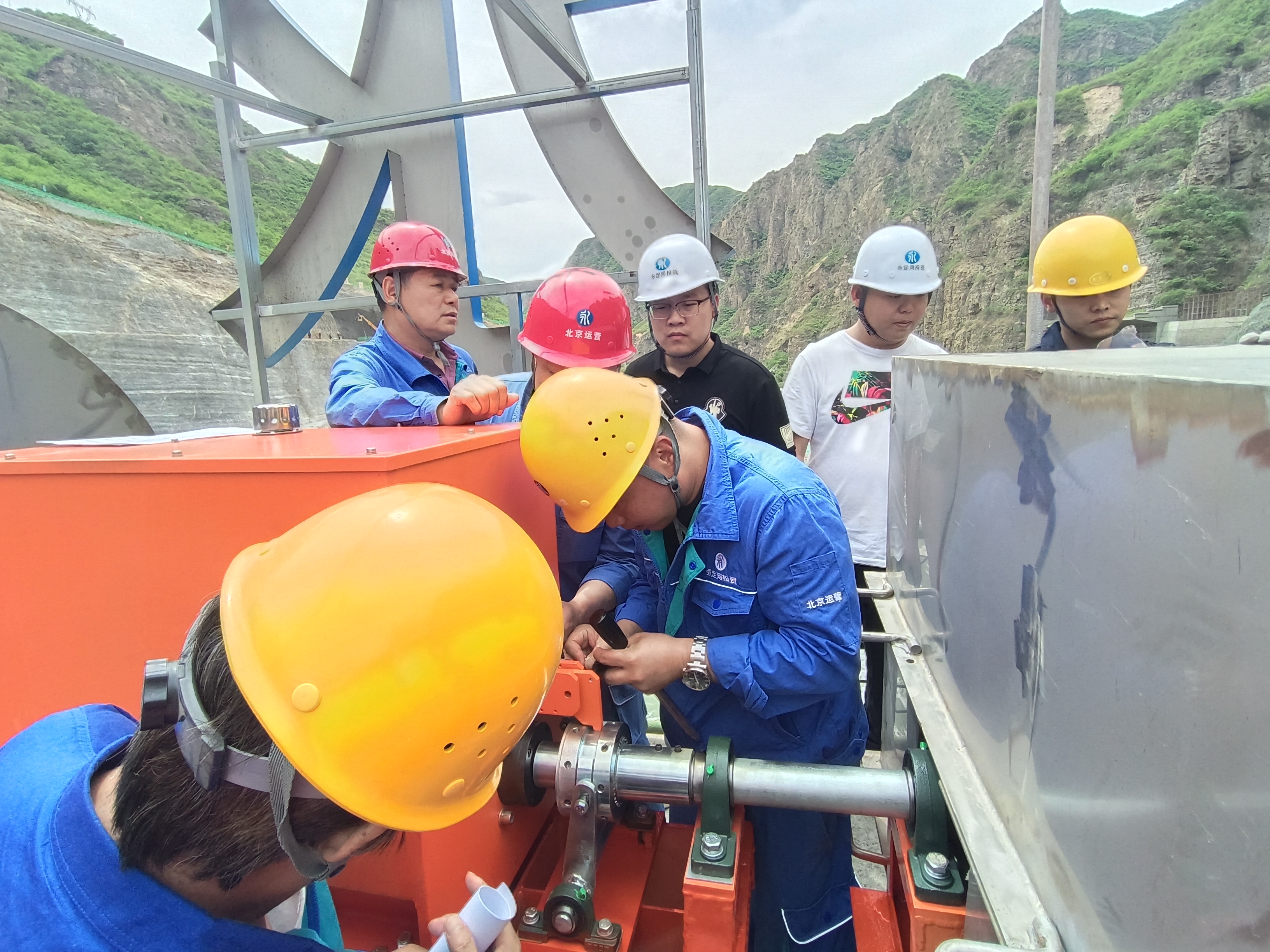 北京運營公司 | 開展無電液控專項技能培訓