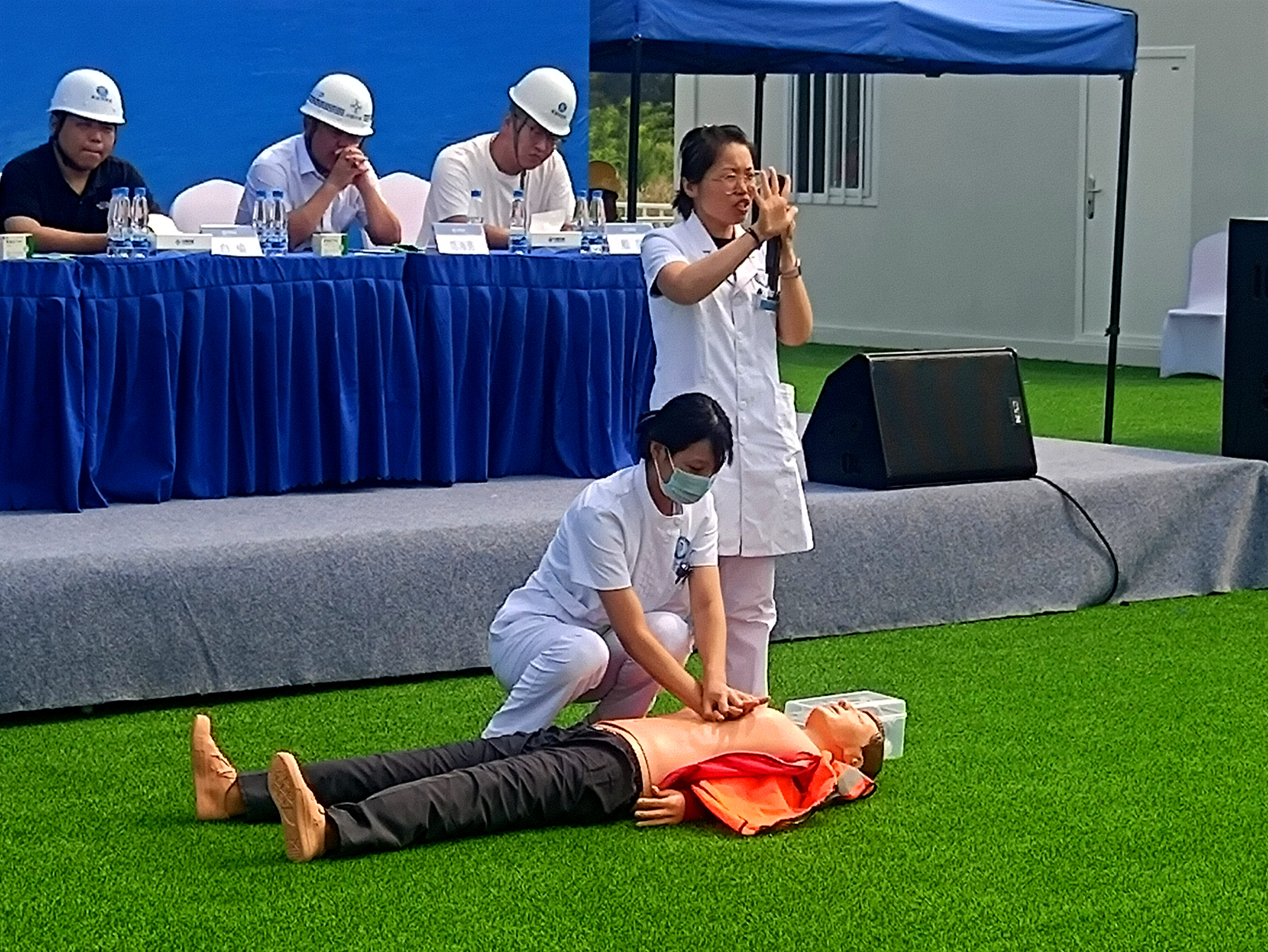 公司開(kāi)展起重傷害、觸電事故綜合應(yīng)急救援演練 公司開(kāi)展起重傷害、觸電事故綜合應(yīng)急救援演練