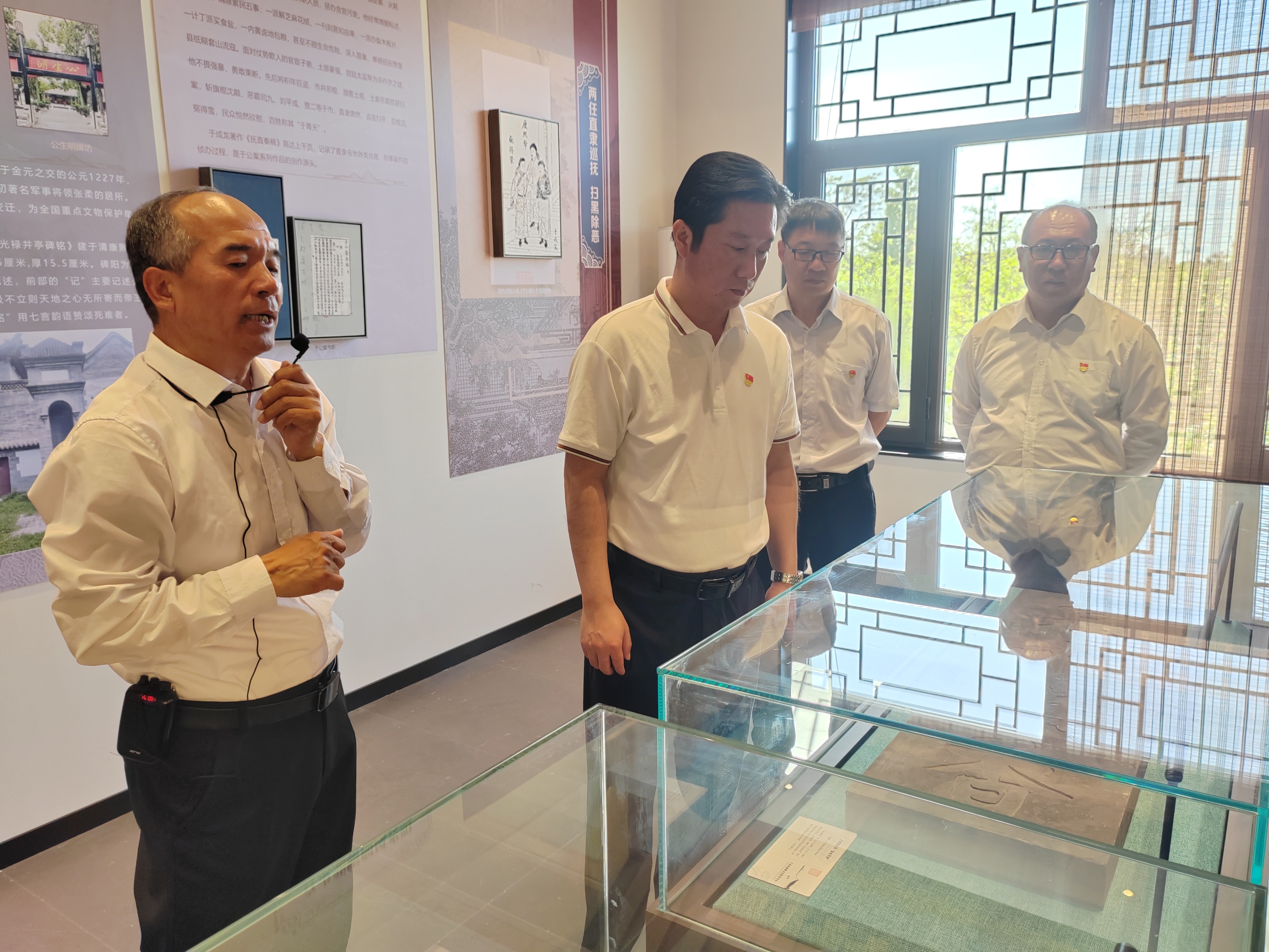 廊坊地區(qū)聯(lián)合黨支部赴于成龍廉能文化教育中心觀摩學(xué)習(xí) 廊坊地區(qū)聯(lián)合黨支部赴于成龍廉能文化教育中心觀摩學(xué)習(xí)
