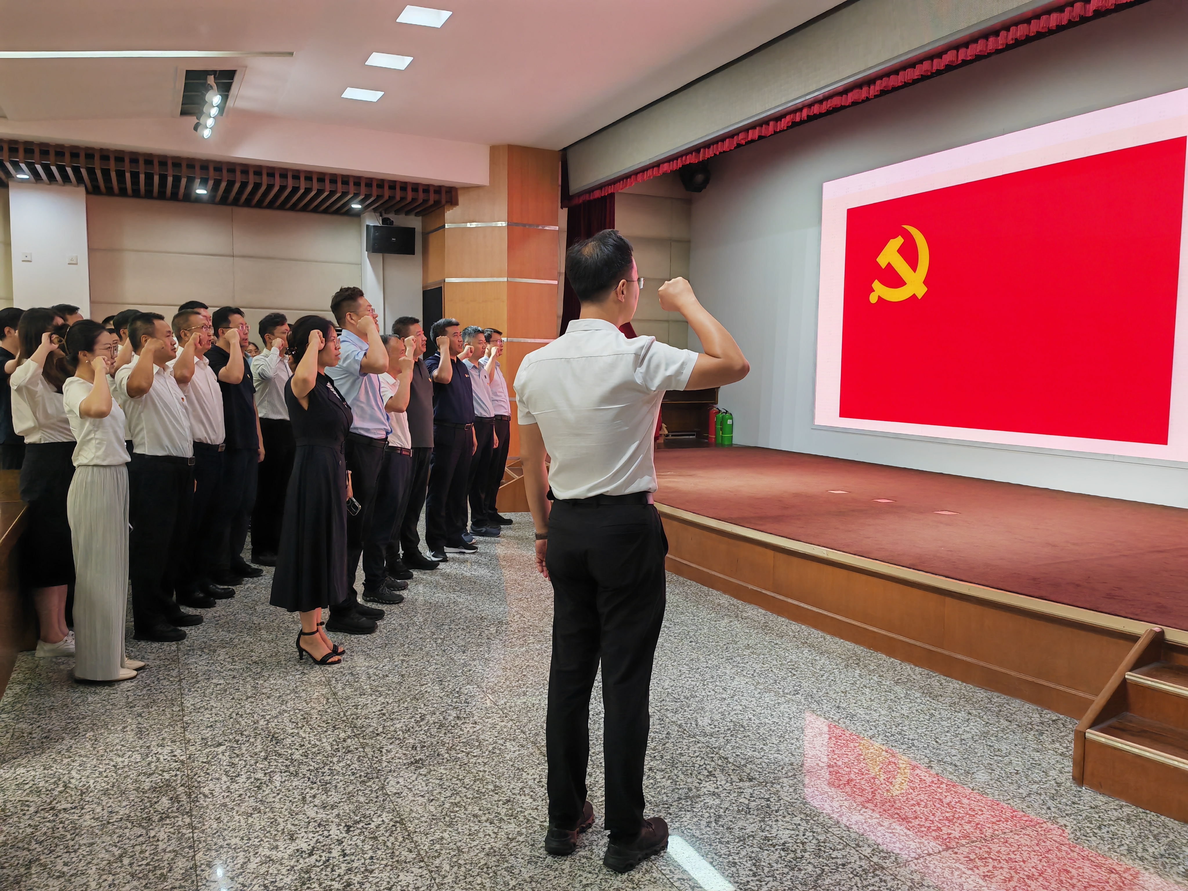永定河流域公司紀委組織黨員干部參觀北京市全面從嚴治黨警示教育基地 永定河流域公司紀委組織黨員干部參觀北京市全面從嚴治黨警示教育基地